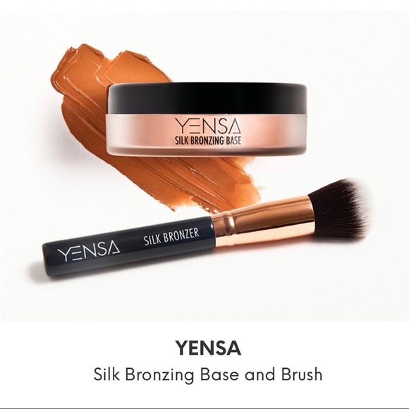 NIB Yensa Beauty Silk Bronzing Base & Brush